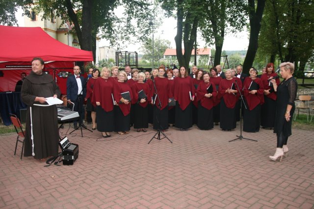 Oleszka 2017